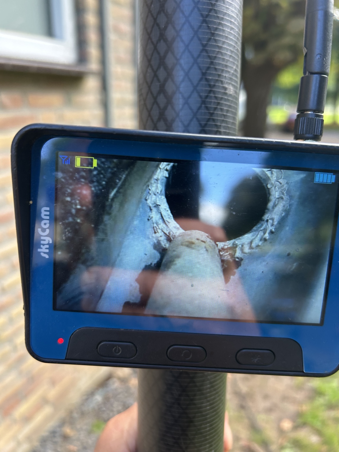 Camerabeeld van de binnenkant van de dakgoot
